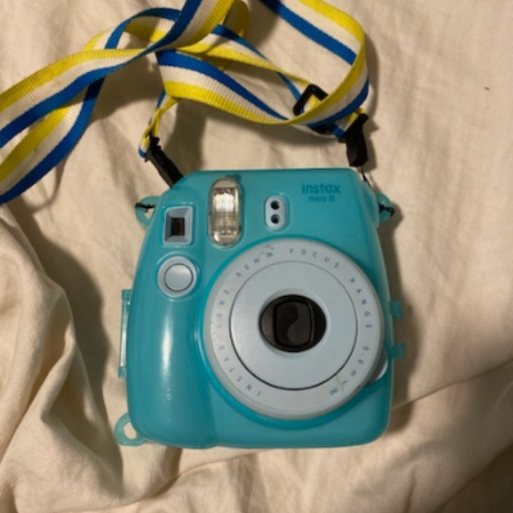 baby blue polaroid intax ,mini 8 fijifilm